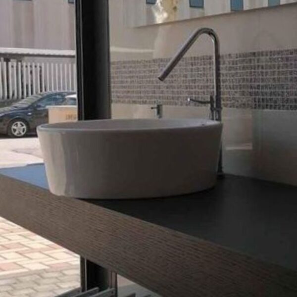 Lavabo<br><del> <font color="grey">€ 380+IVA</del><font color="black">€ 200+IVA</font>